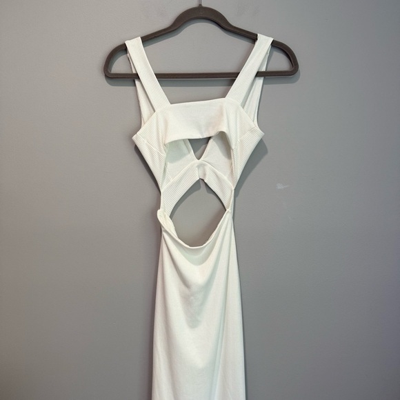Lulu's White Cutout Maxi Dress - Picture 3 of 4